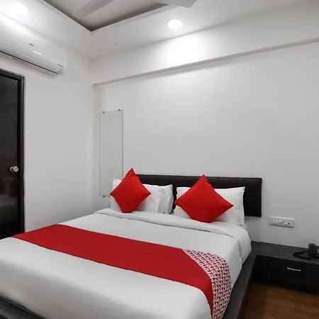 Oyo 40139 Hotel Peradiot Ahmadábád Exteriér fotografie